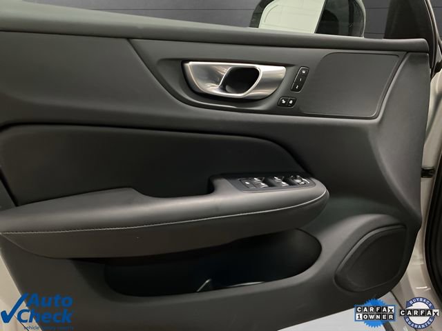 Used 2025 Volvo S60 B5 Core image 23