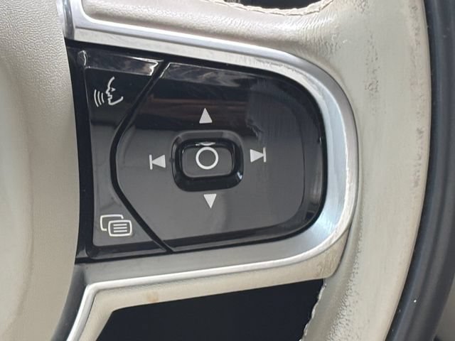 Used 2019 Volvo S60 T5 Momentum w/ Premium Package FWD image 15