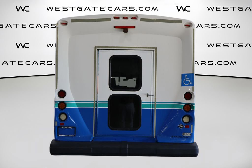 Used 2015 Ford E-450 and Econoline 450 Super Duty w/ Shuttle Bus Prep Package RWD image 33