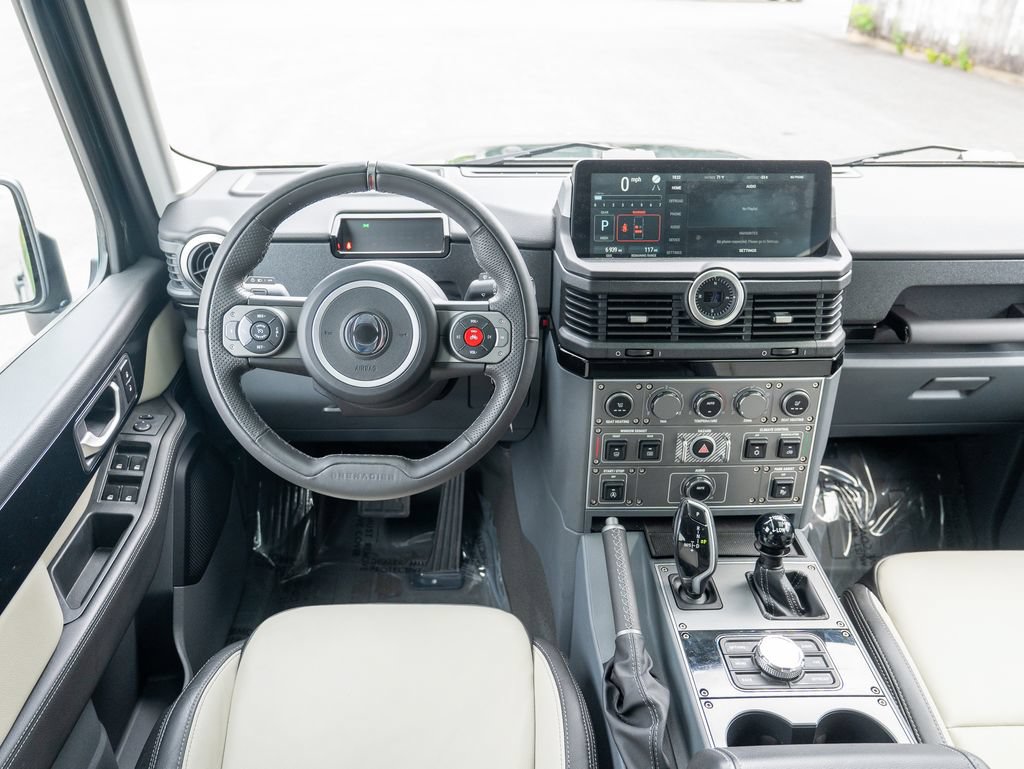 Used 2025 INEOS Grenadier AWD/4WD image 13