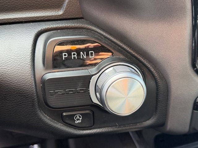 Used 2021 RAM 1500 Laramie RWD image 25