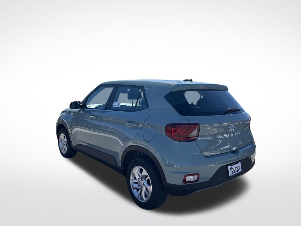 Used 2026 Hyundai Venue SE image 8