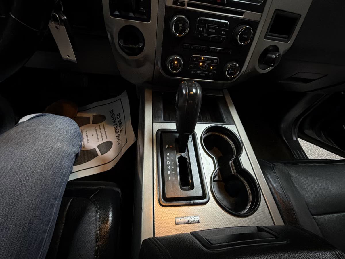 Used 2015 Ford Expedition EL XLT w/ Equipment Group 202A image 22