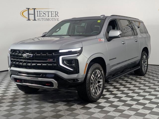 Certified 2025 Chevrolet Suburban Z71 image 4