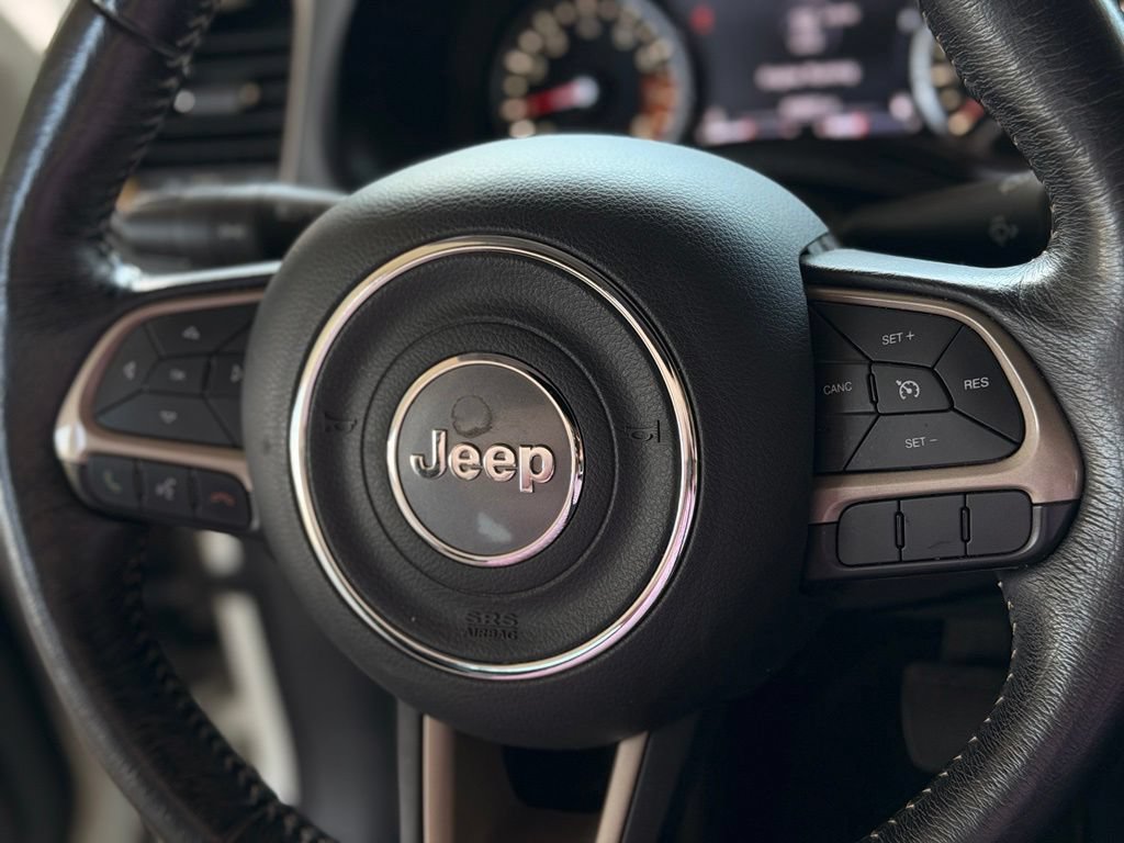 Used 2016 Jeep Renegade Limited AWD/4WD image 24