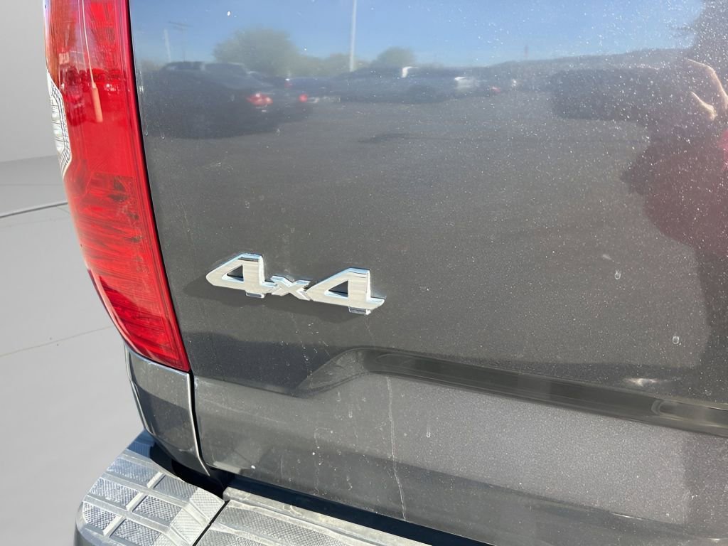 Used 2017 Toyota Tundra Platinum image 16