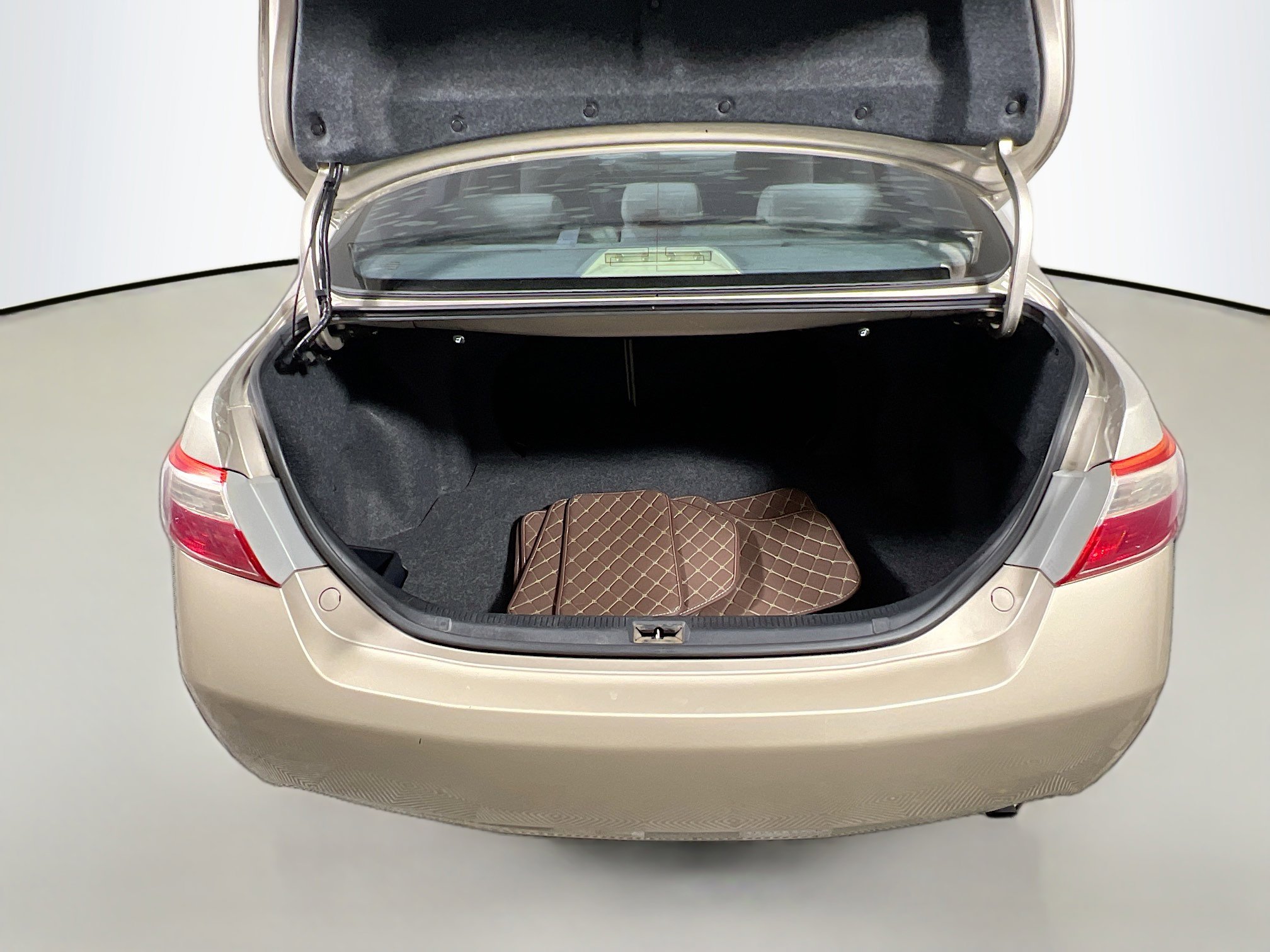 Used 2009 Toyota Camry LE image 30