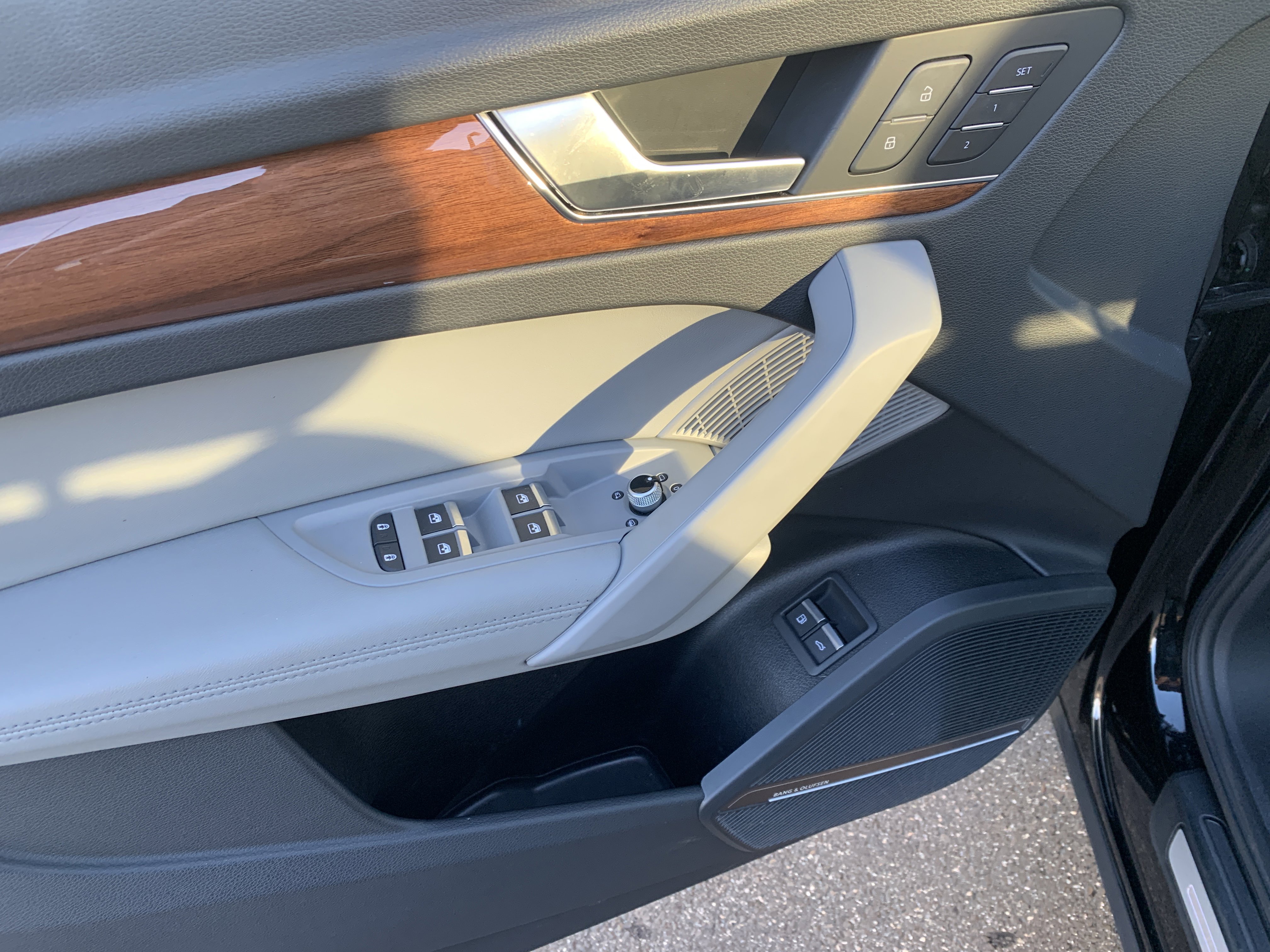 Certified 2022 Audi Q5 e Premium Plus w/ Premium Plus Package image 8