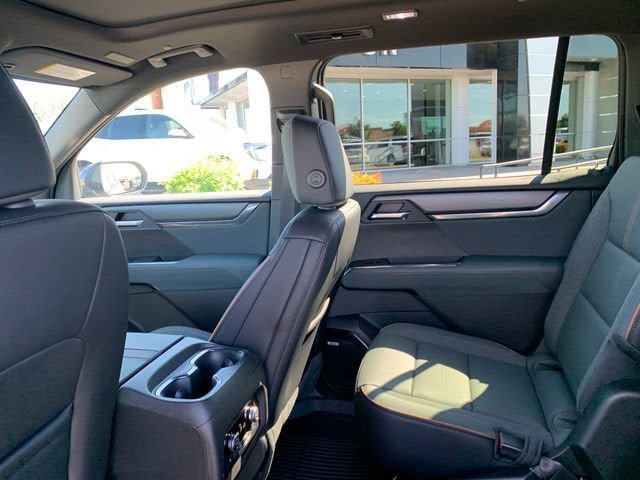 New 2026 GMC Acadia AT4 w/ Super Cruise Package AWD/4WD image 12