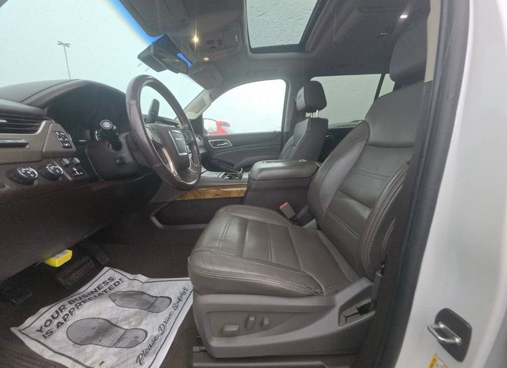 Used 2017 GMC Yukon XL Denali w/ Open Road Package AWD/4WD image 7