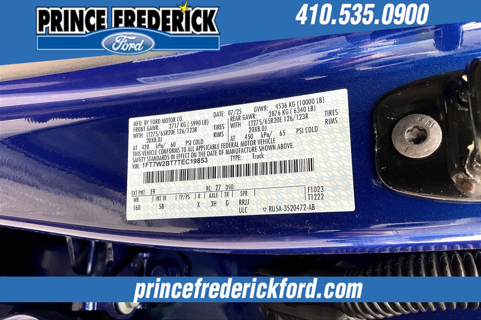 New 2026 Ford F250 Lariat w/ Black Appearance Package image 12