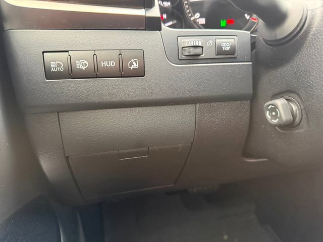 Used 2019 Lexus LX 570 4WD image 21