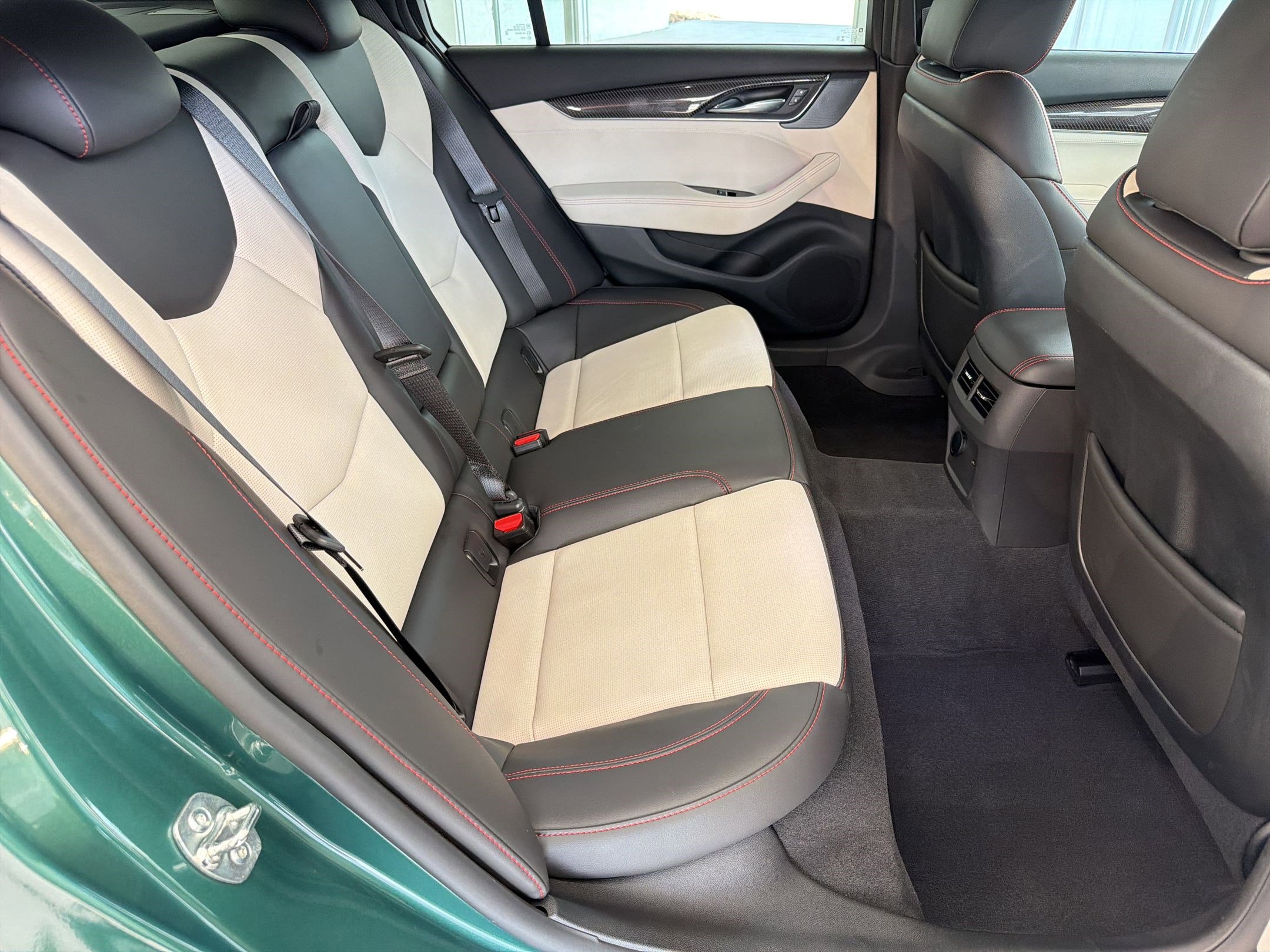 Used 2025 Cadillac CT5 Sport RWD image 27