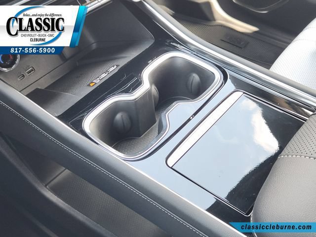 Used 2026 Chevrolet Traverse High Country w/ LPO, Floor Liner Package FWD image 21