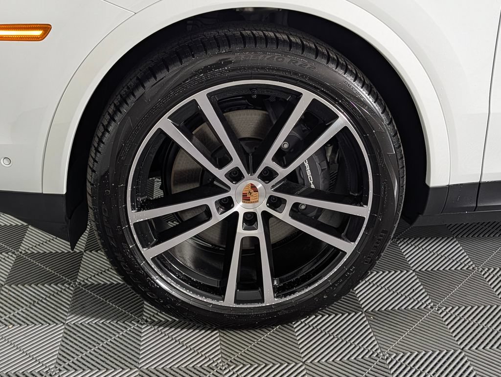 New 2026 Porsche Cayenne AWD/4WD image 11