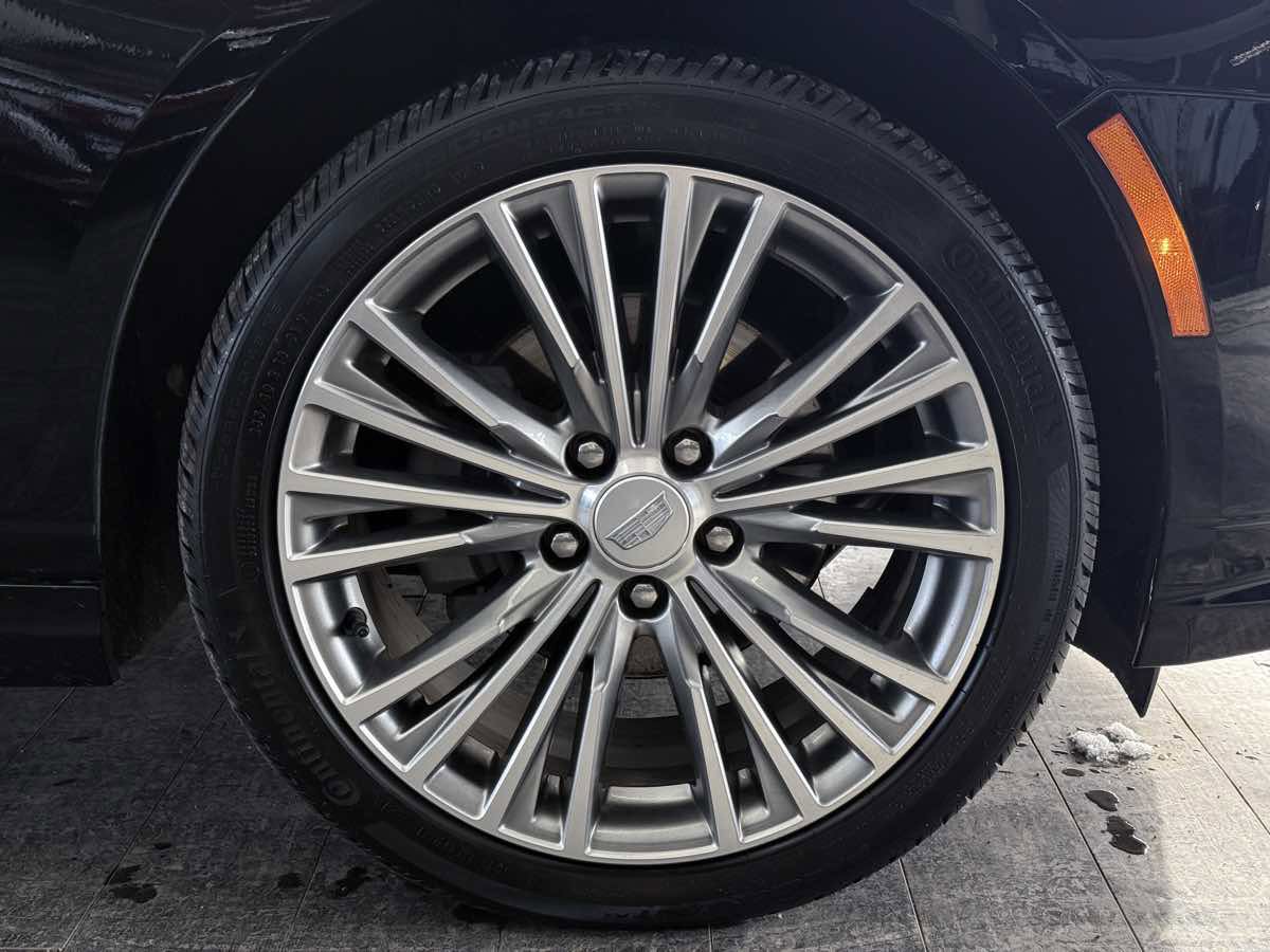 Used 2025 Cadillac CT4 Premium Luxury image 39