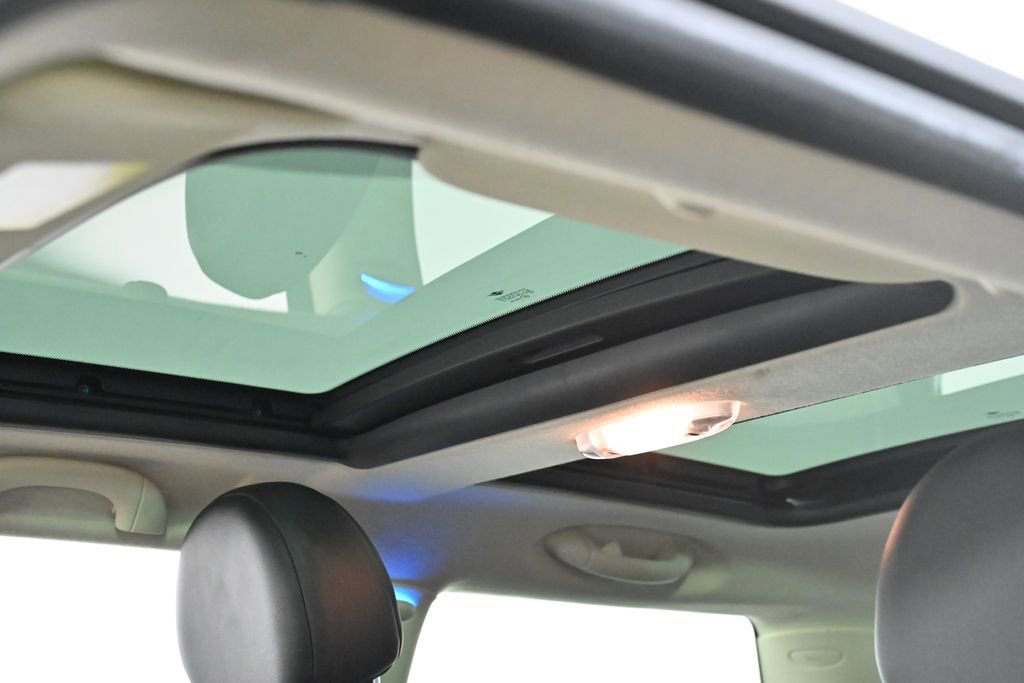 Used 2011 MINI Cooper S image 24