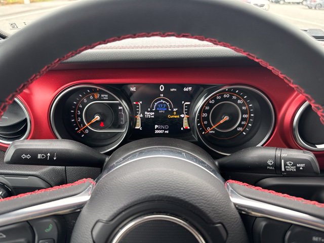 Used 2023 Jeep Gladiator Rubicon w/ Cold Weather Group AWD/4WD image 12