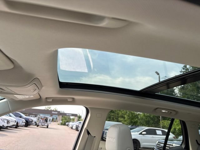 Used 2023 GMC Terrain Denali AWD/4WD image 12