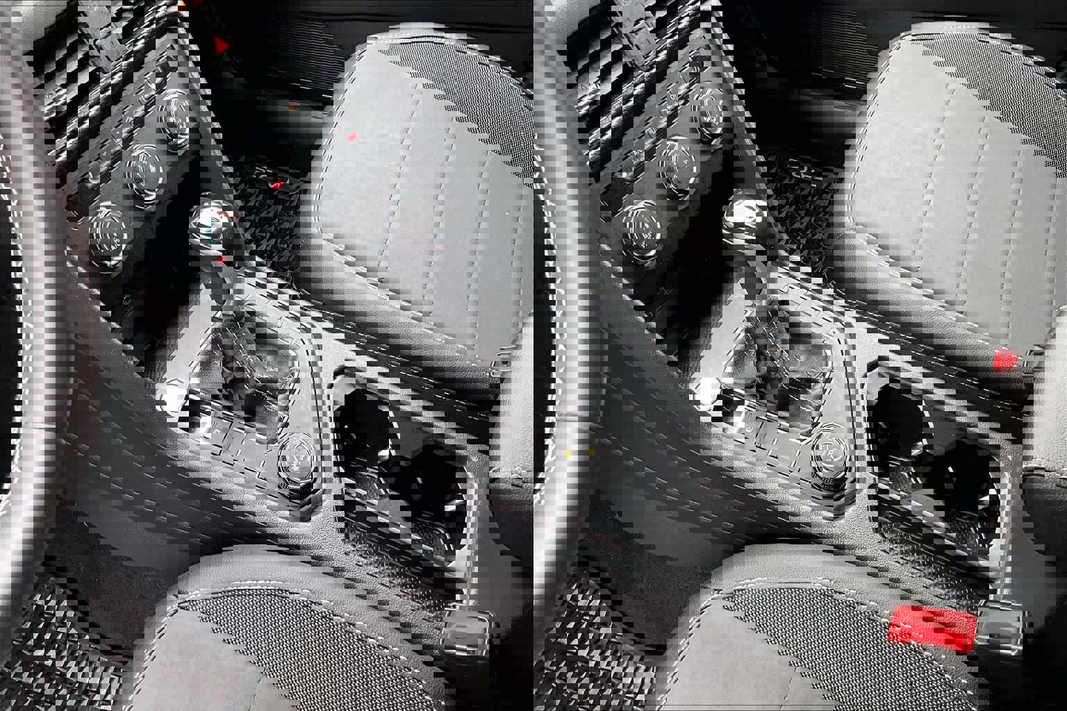 Certified 2022 Volkswagen Taos SE image 17