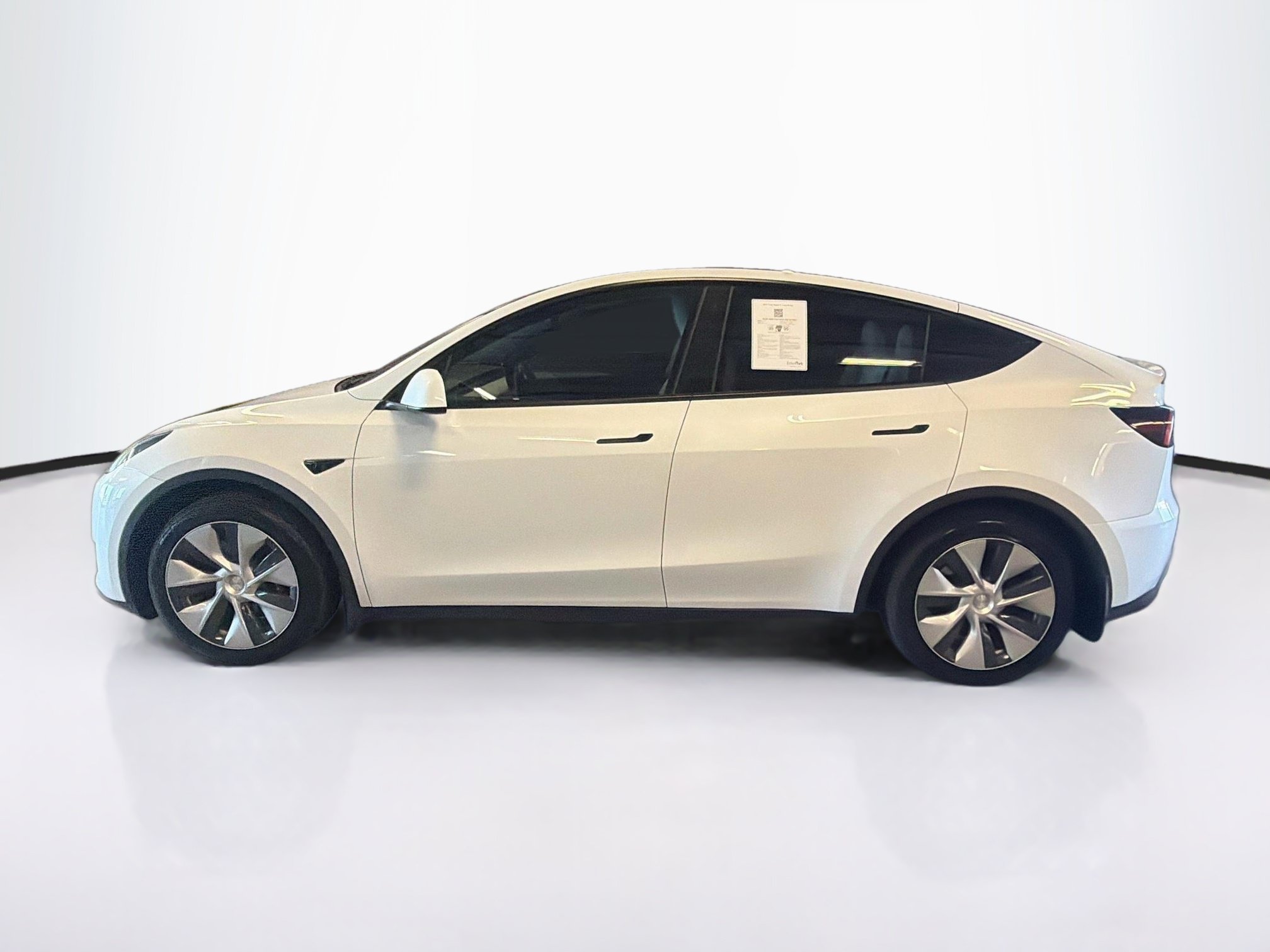 Used 2023 Tesla Model Y Long Range AWD/4WD image 4