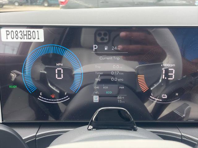 Used 2025 Hyundai Santa Fe SEL image 21