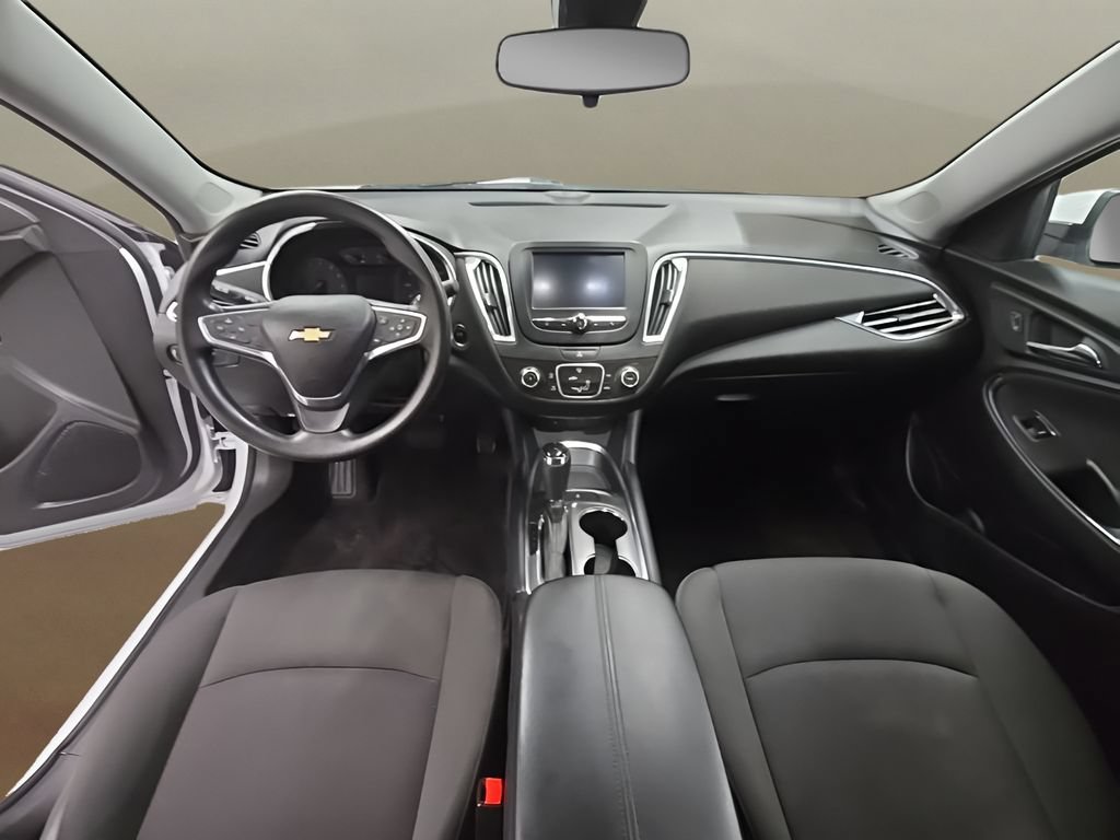 Used 2018 Chevrolet Malibu LT FWD image 27