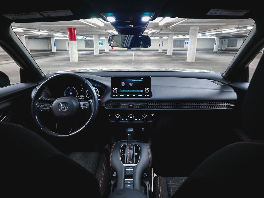 Used 2025 Honda HR-V Sport image 3