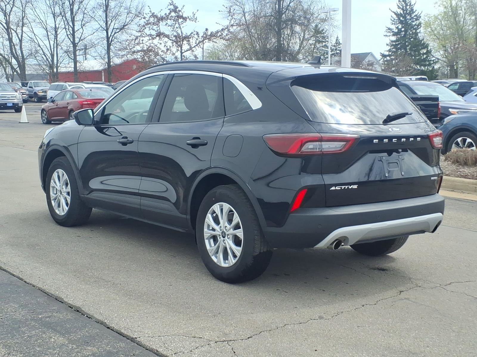 Certified 2023 Ford Escape Active w/ Tech Pack #2 image 4