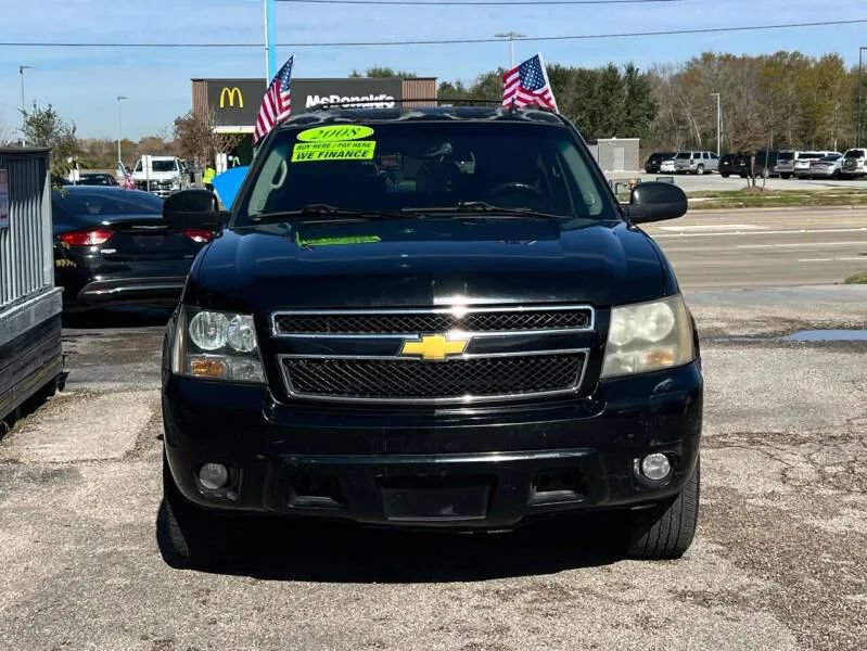 Used 2008 Chevrolet Suburban LT w/ LT Preferred Equipment Group RWD image 3