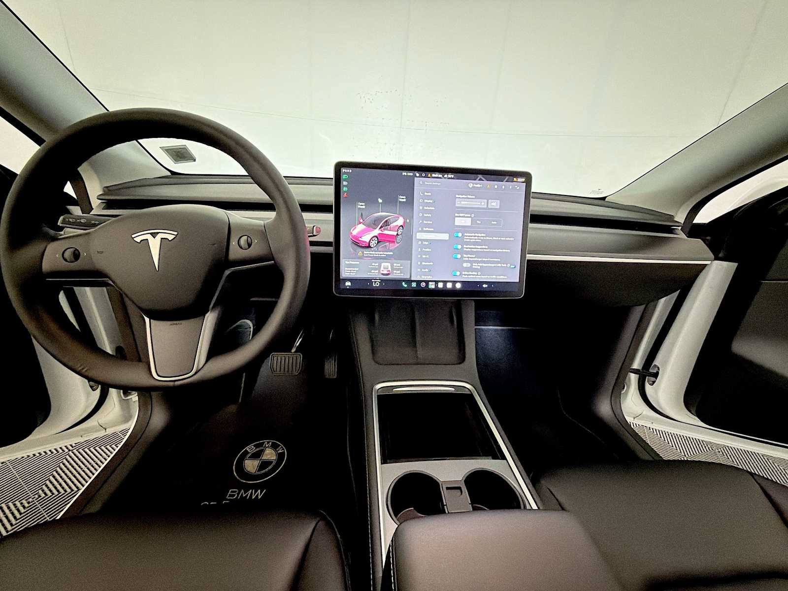 Used 2022 Tesla Model Y Long Range AWD/4WD image 16