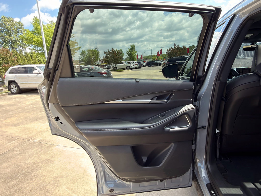 Used 2025 INFINITI QX60 Luxe w/ Black Edition FWD image 22