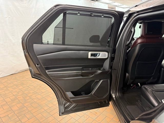 Certified 2020 Ford Explorer Platinum w/ Premium Technology Package AWD/4WD image 23