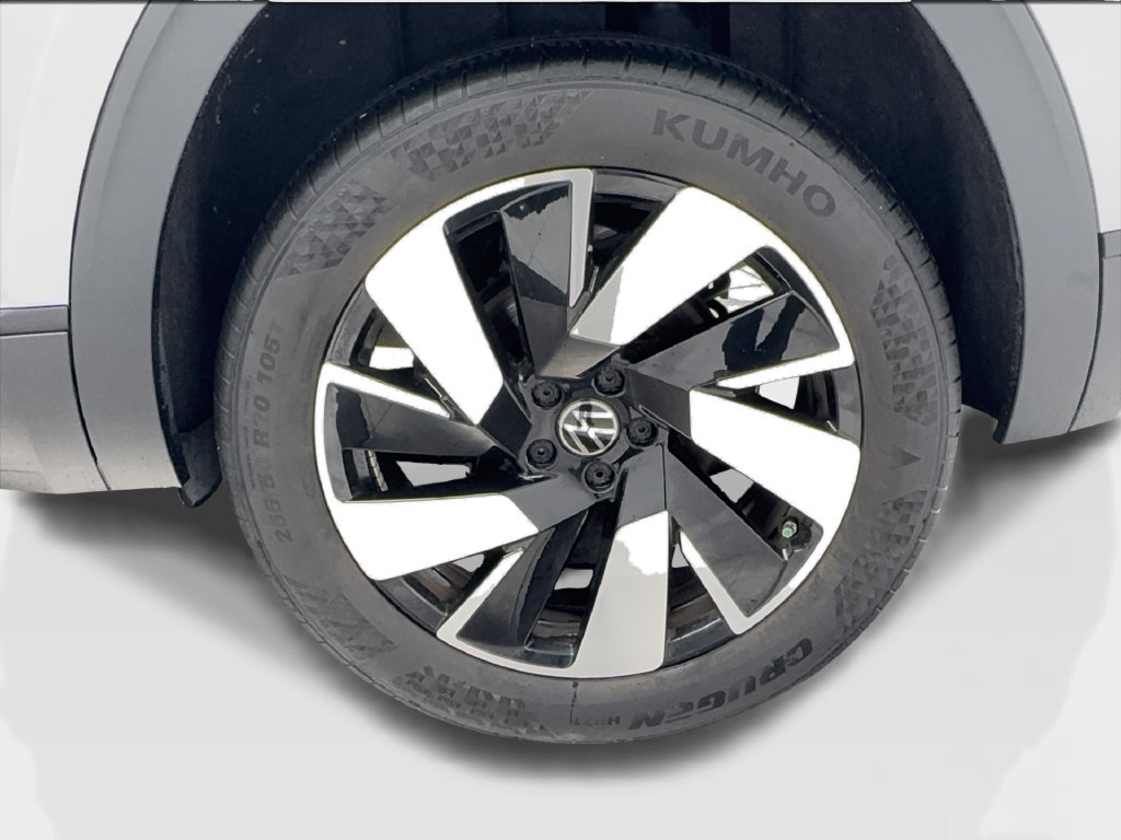 Used 2024 Volkswagen Atlas Cross Sport SE FWD image 14