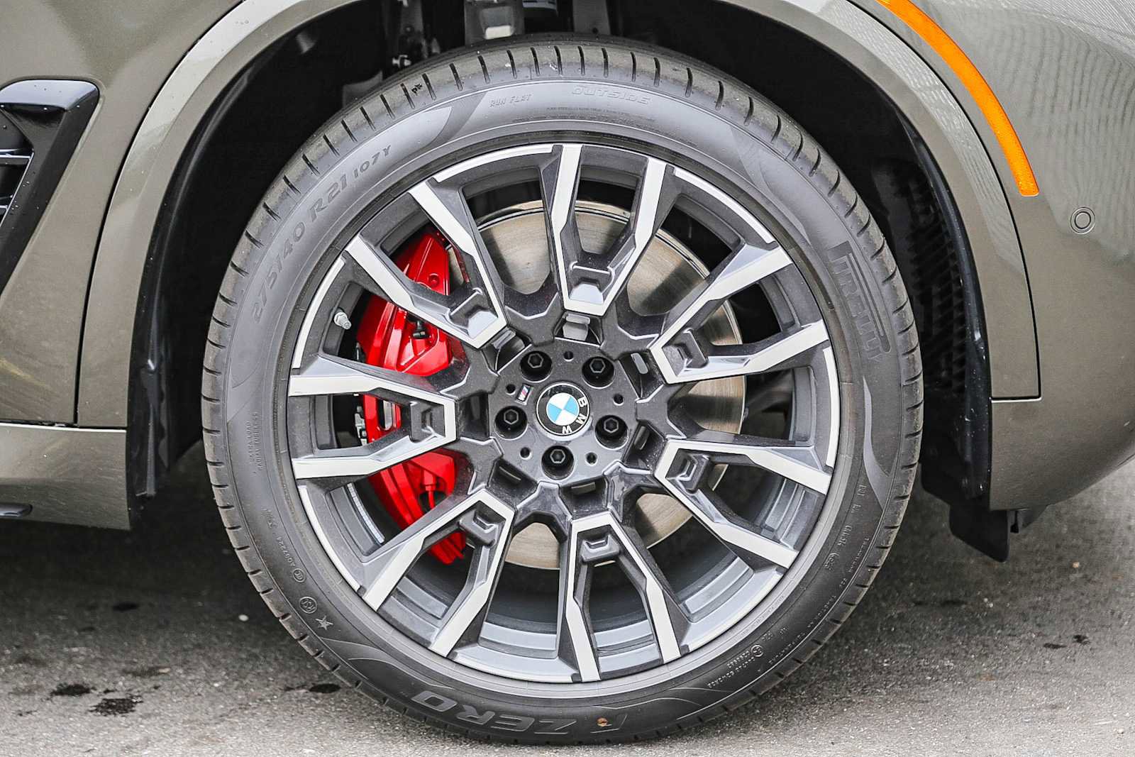 New 2026 BMW X5 xDrive50e w/ M Sport Package image 9