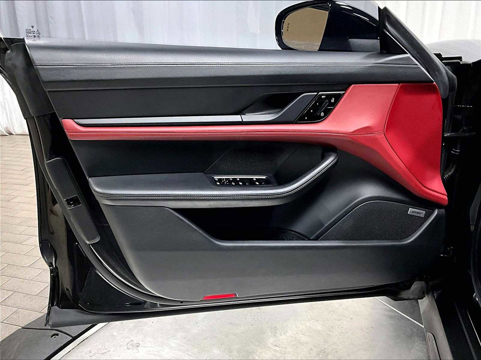 Used 2020 Porsche Taycan Turbo image 25