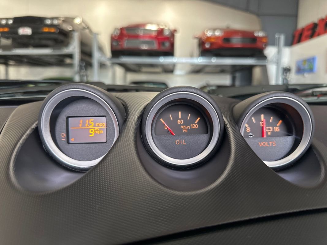 Used 2004 Nissan 350Z Enthusiast w/ Side Airbags Pkg image 59