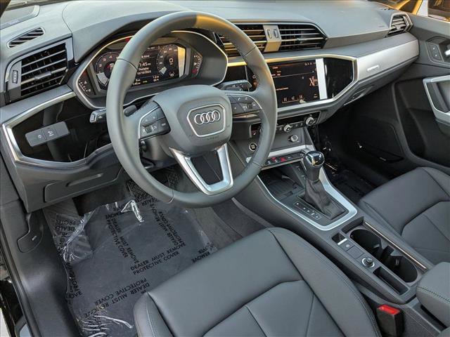 New 2025 Audi Q3 2.0T Premium image 3