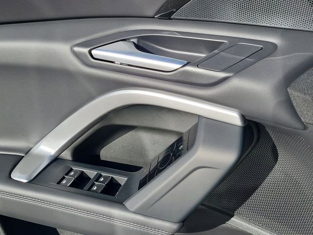 New 2025 Audi Q5 Premium image 10