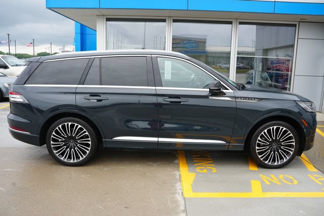 Used 2025 Lincoln Aviator Black Label AWD/4WD image 37