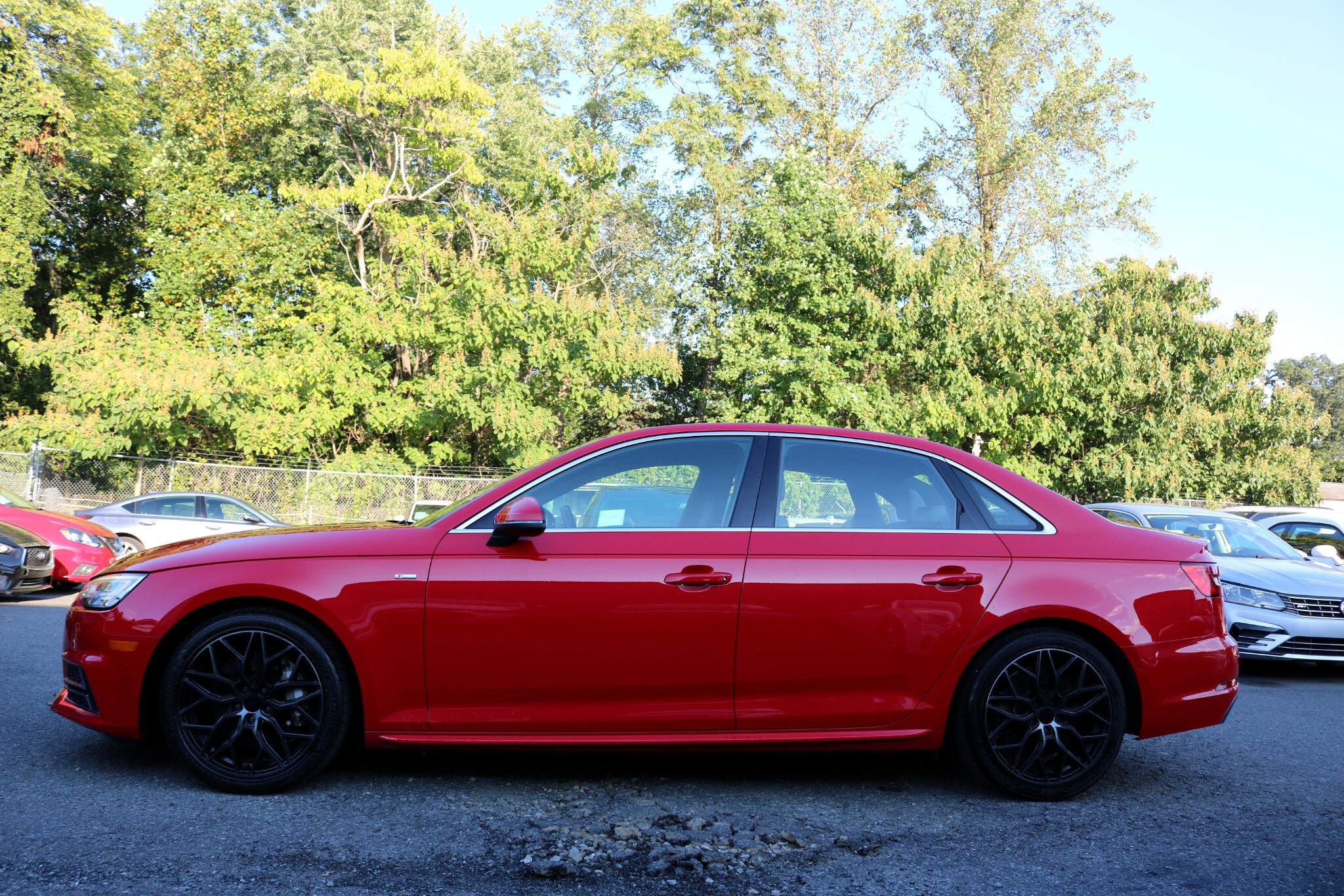 Used 2017 Audi A4 2.0T Premium Plus w/ Premium Plus Package image 2