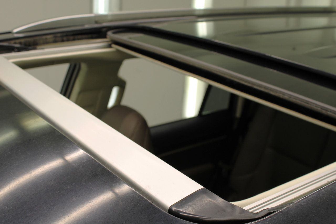 Used 2016 Lexus GX 460 w/ Premium Package image 26