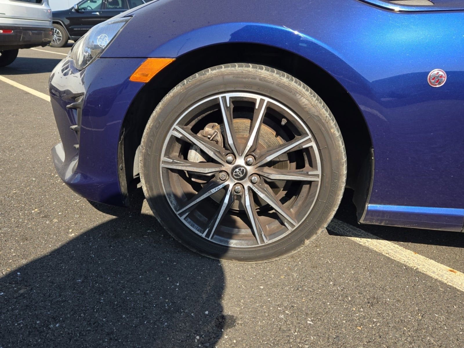 Used 2017 Toyota 86 RWD image 5
