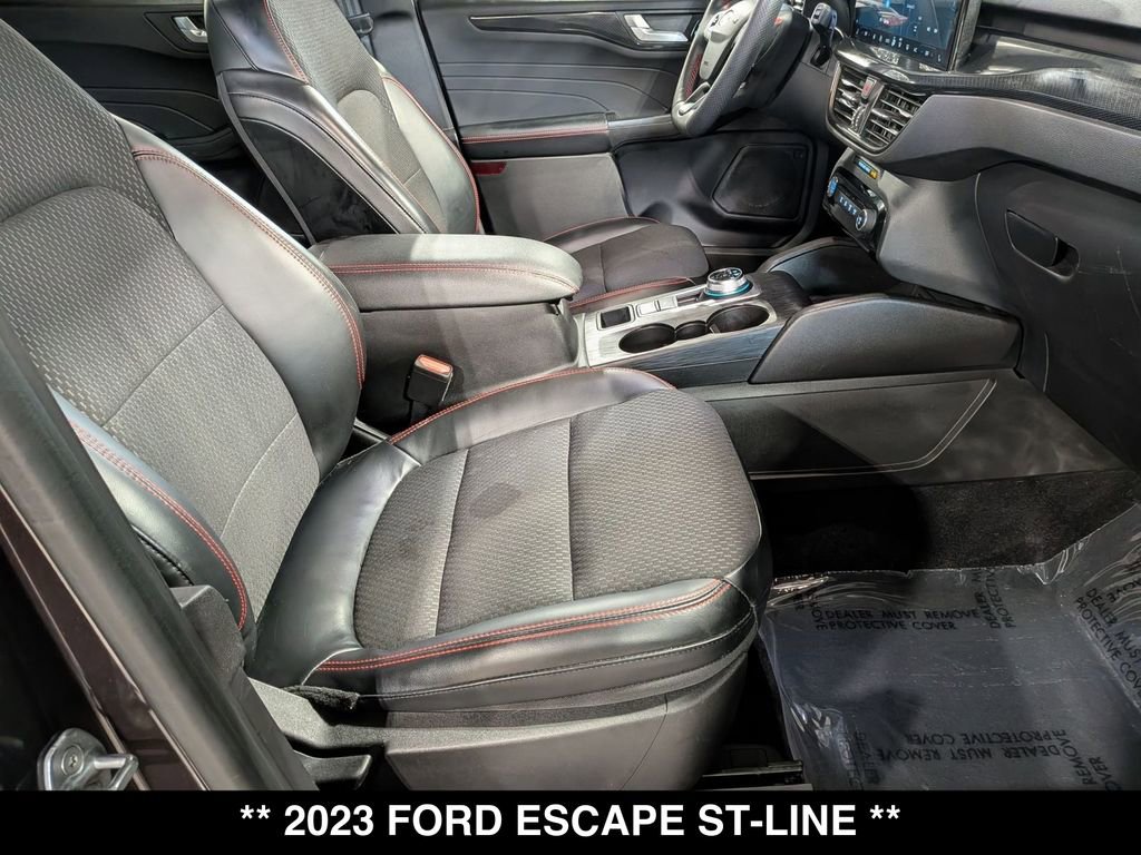Used 2023 Ford Escape ST-Line w/ Tech Pack #1 FWD image 26