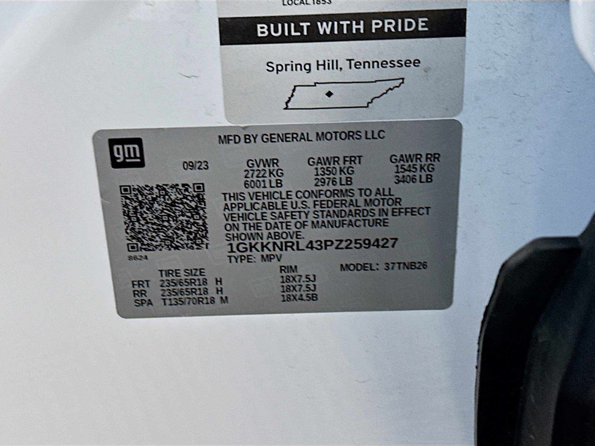 Used 2023 GMC Acadia SLE w/ Driver Convenience Package image 12