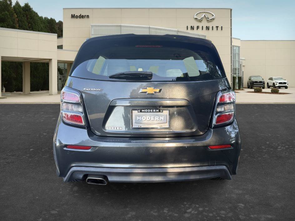 Used 2020 Chevrolet Sonic LT FWD image 21