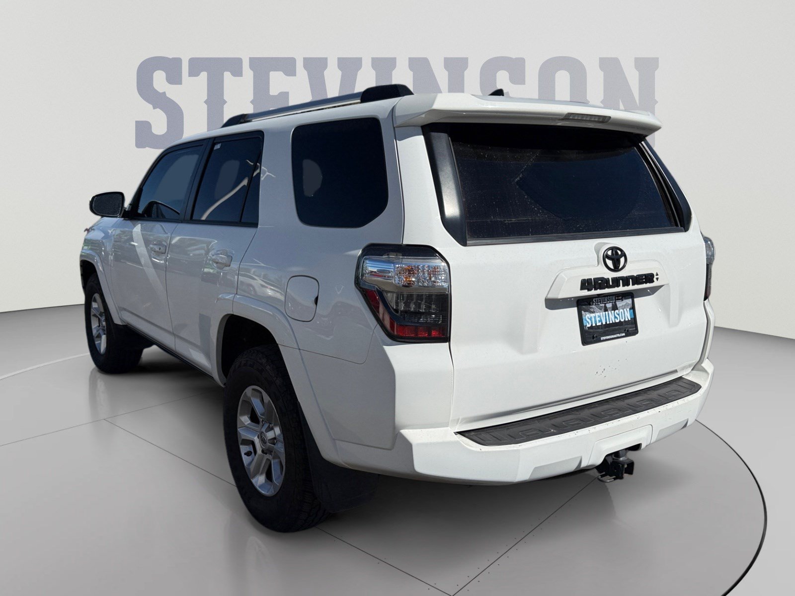 Used 2021 Toyota 4Runner SR5 Premium w/ Moonroof Package AWD/4WD image 3