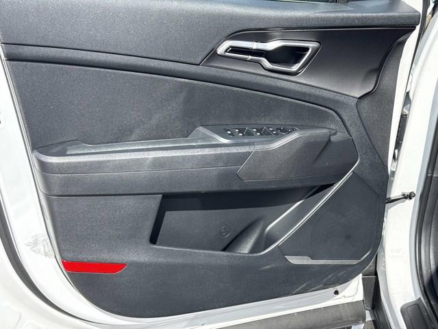 New 2026 Kia Sportage LX image 10