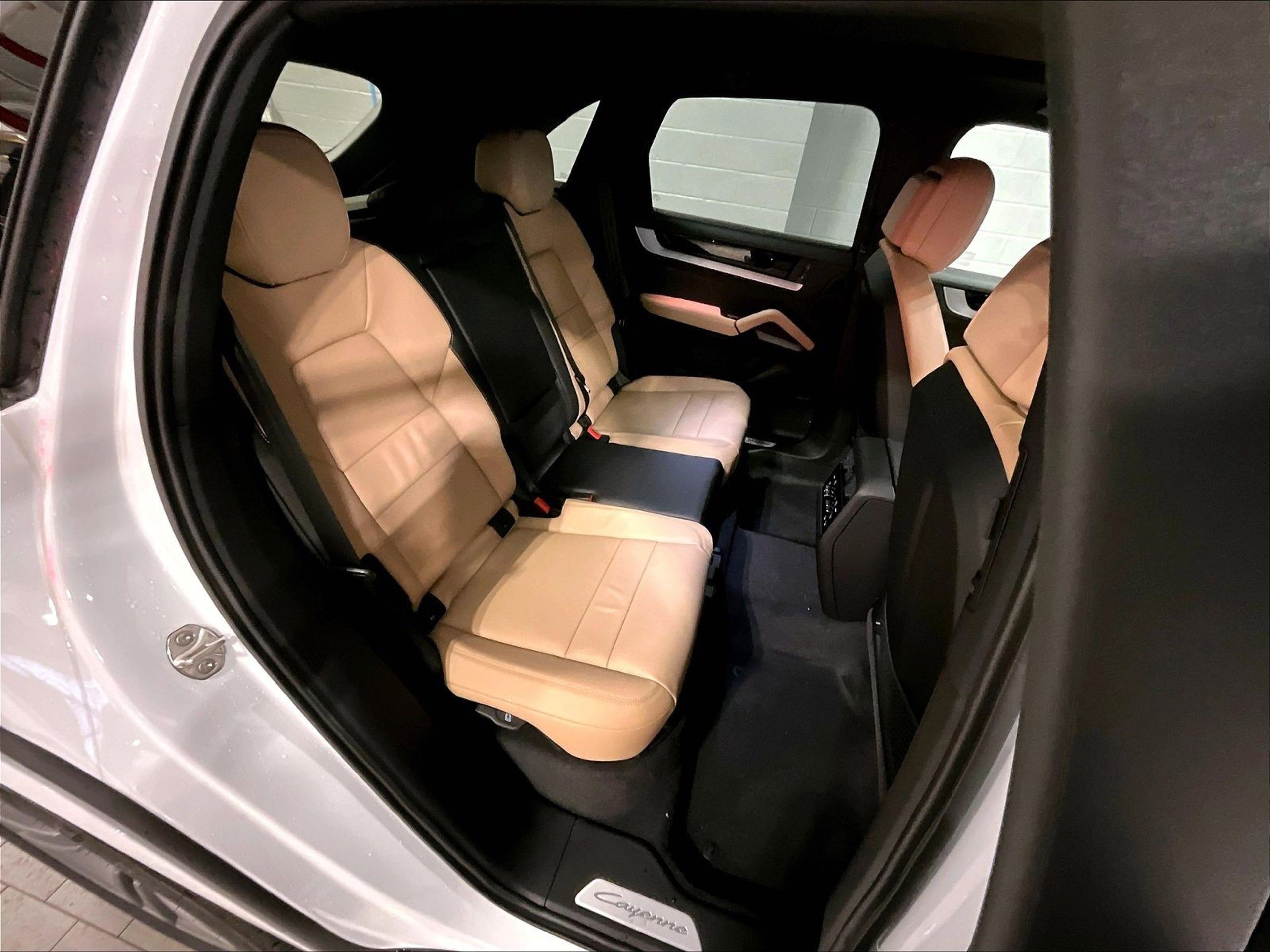 New 2026 Porsche Macan S image 21