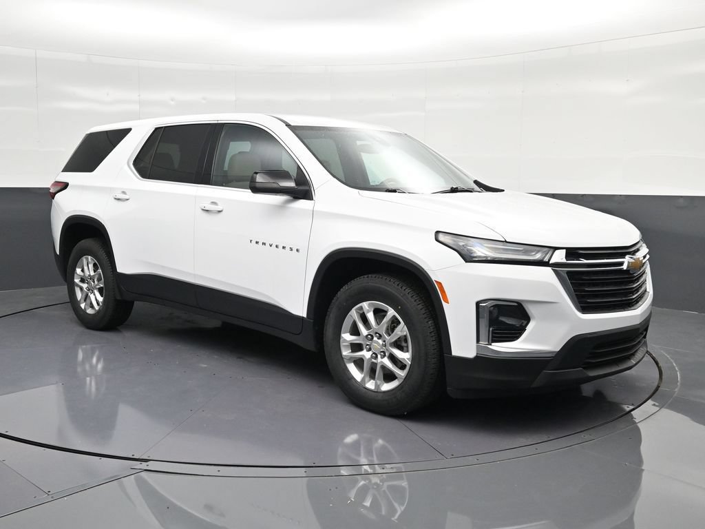 Used 2023 Chevrolet Traverse LS FWD image 5